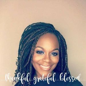 Meet your Posher, Crystal